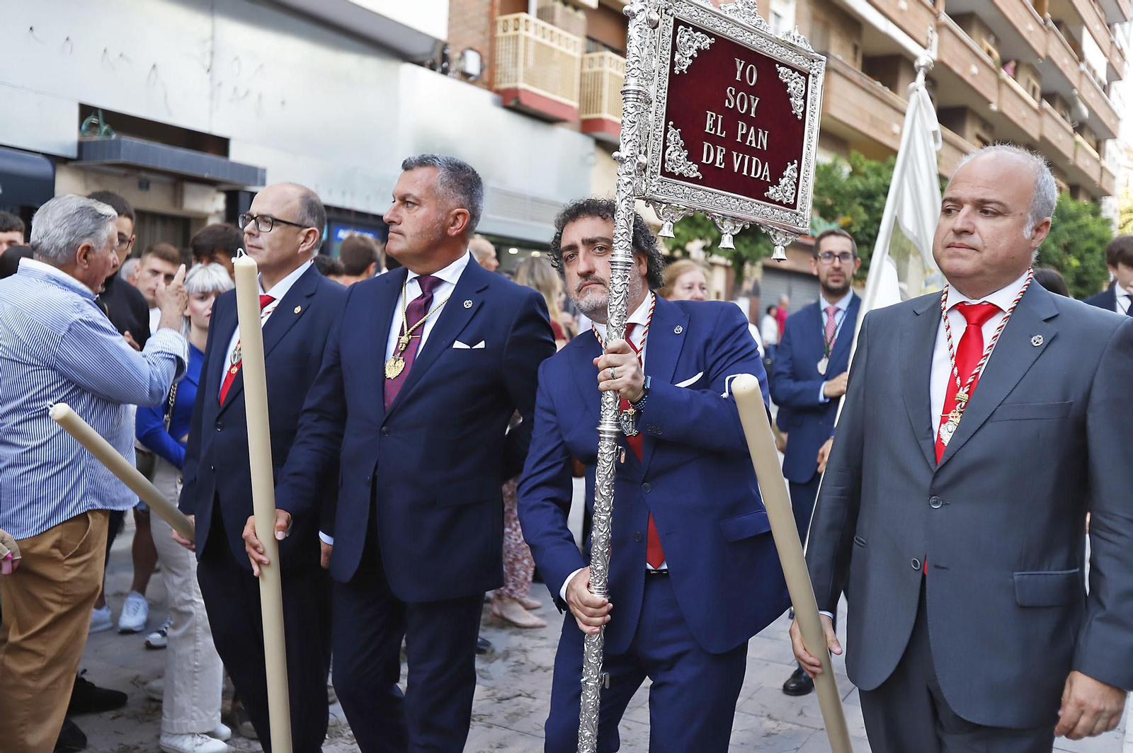 Imágenes de la procesión del Corpus Christi en Huelva