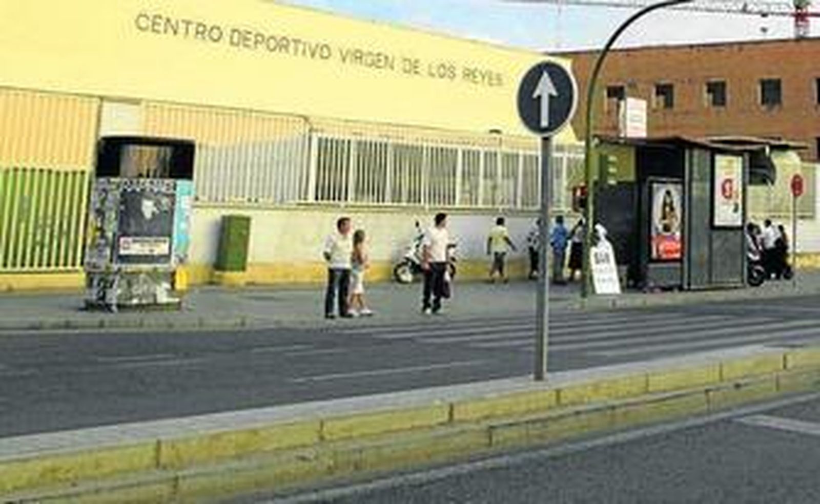 La piscina Virgen de los Reyes, cerrada desde 2014.