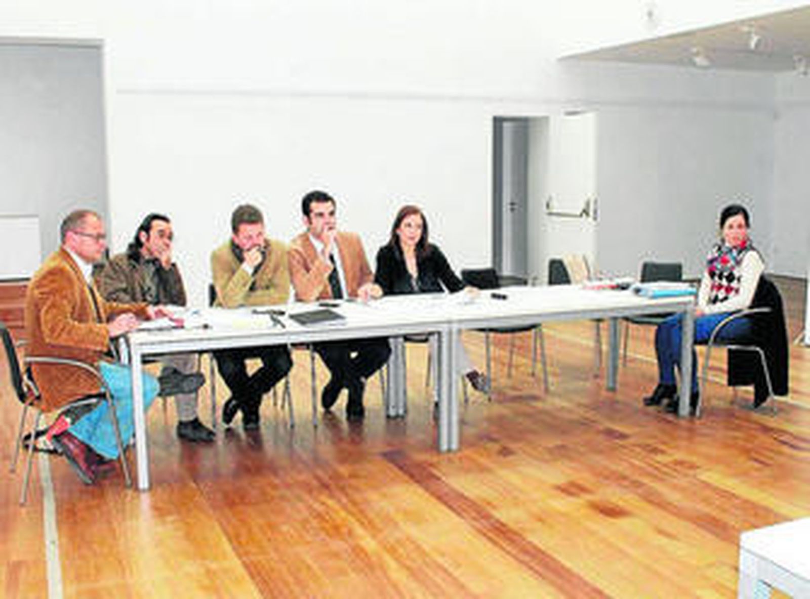 Mesa de Contratación del Museo de la Guitarra.