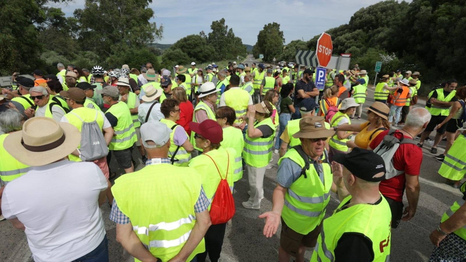 La manifestación en la A-405