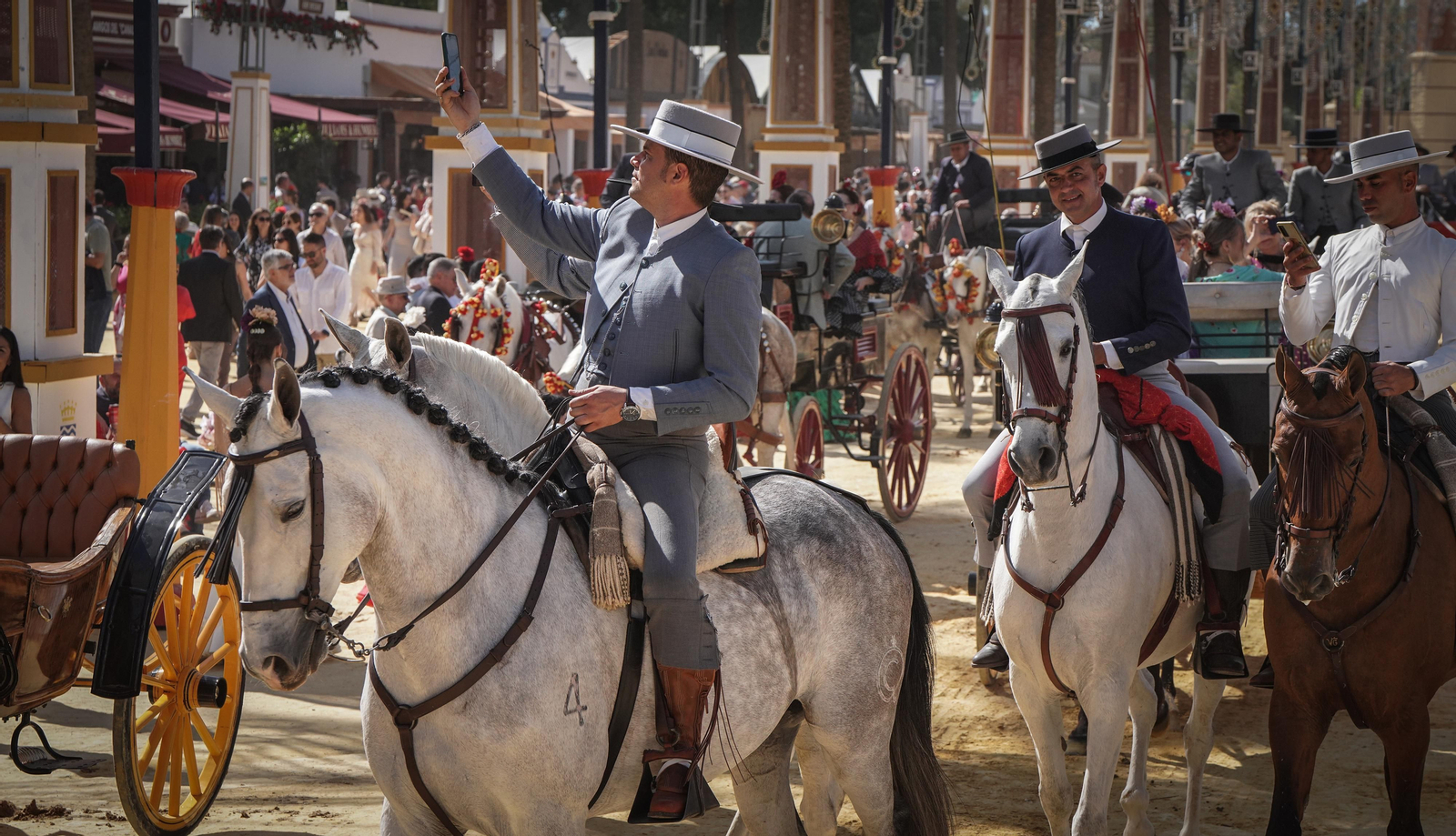Imágenes del ambiente el domingo en la Feria de Jerez 2024
