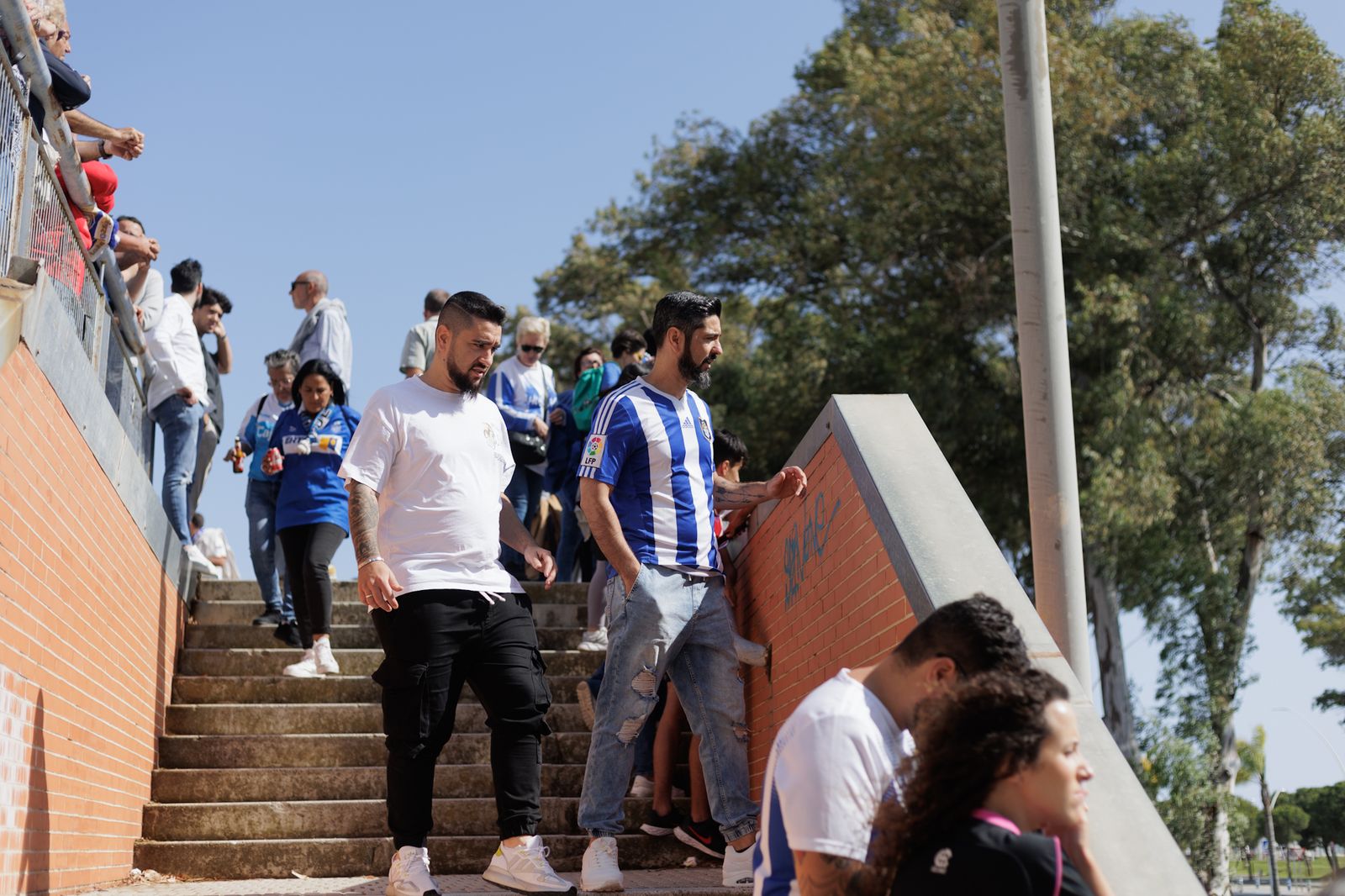 Las mejores imágenes de la afición del Recre en el partido contra la Segoviana