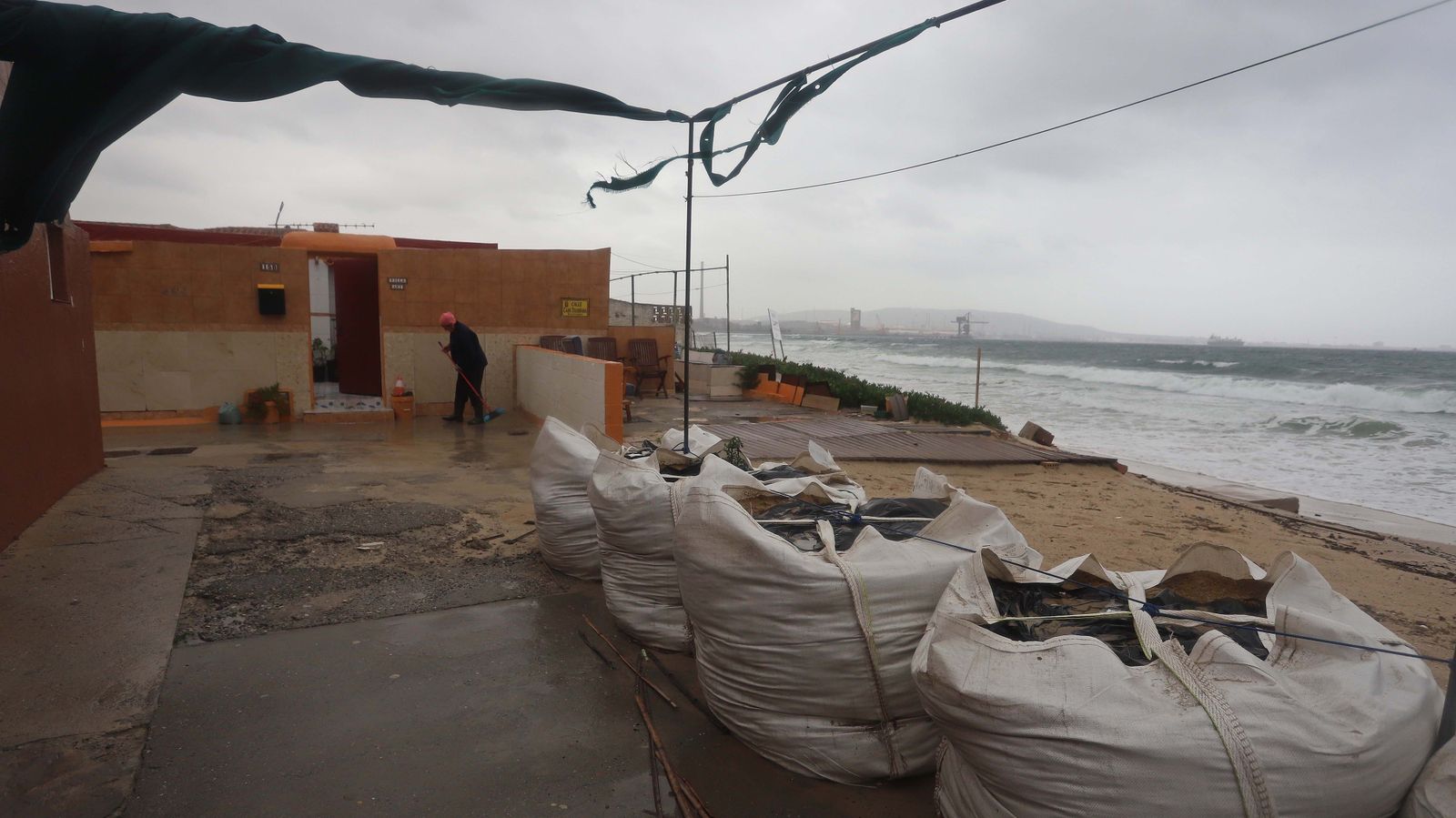 Fotos del temporal de levante en el Campo de Gibraltar