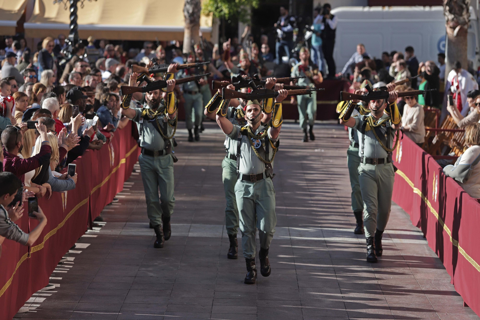 La Legión desfilando por Algeciras en 2019