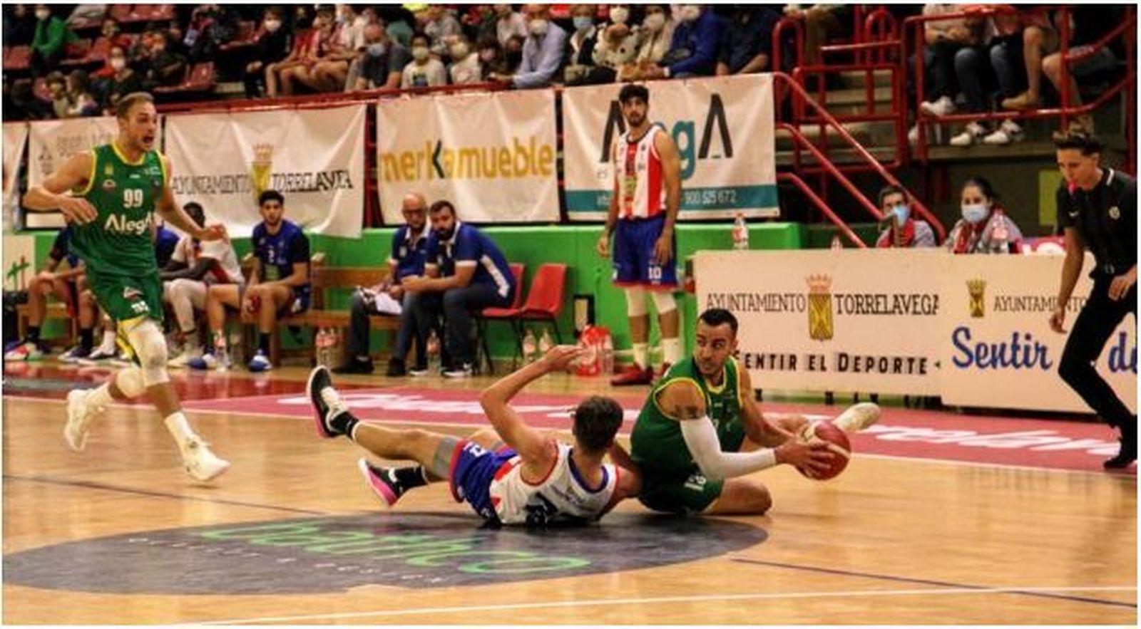 Un lance del Cantabria-Udea de este sábado