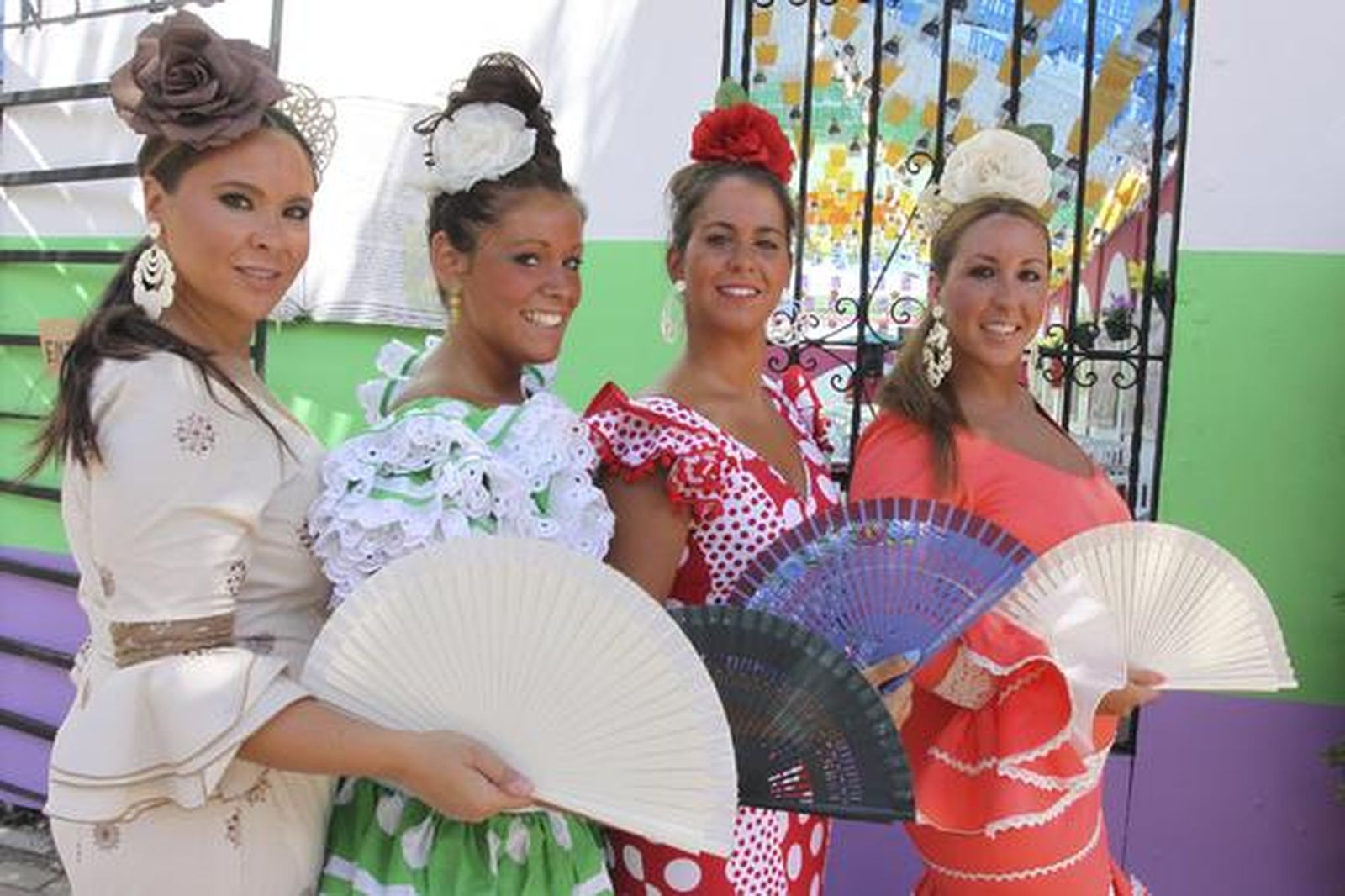 Jolgorio en el Centro y tradición en el Real

Foto: Sergio Camacho-Javier Albiñana