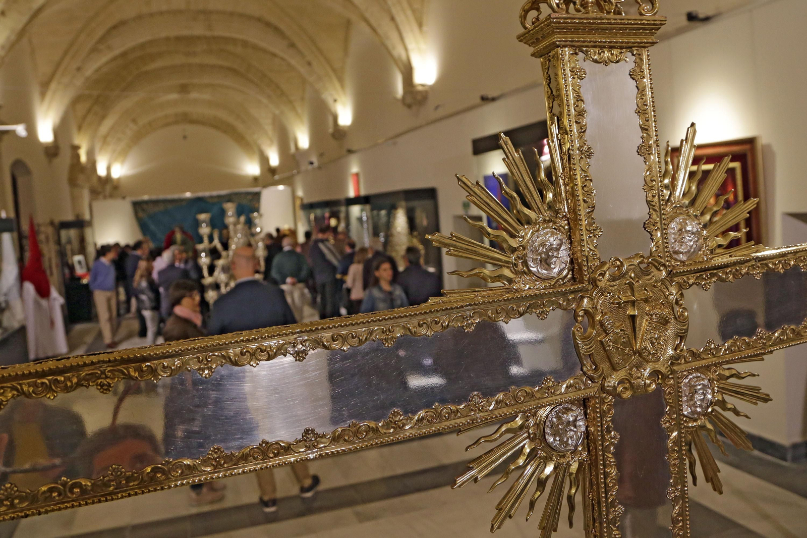 Inauguración de la exposición del Prendimiento en la sala De Profundis en los Claustros de Santo Domingo