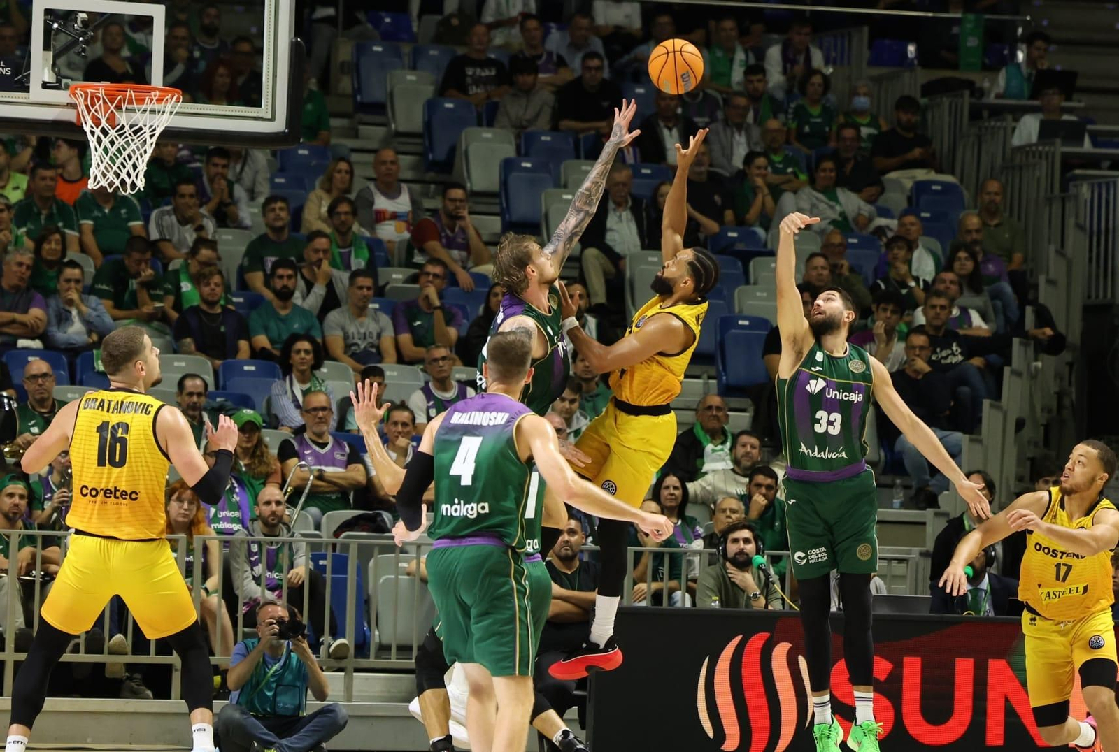 El Unicaja-Filou Oostende, en fotos