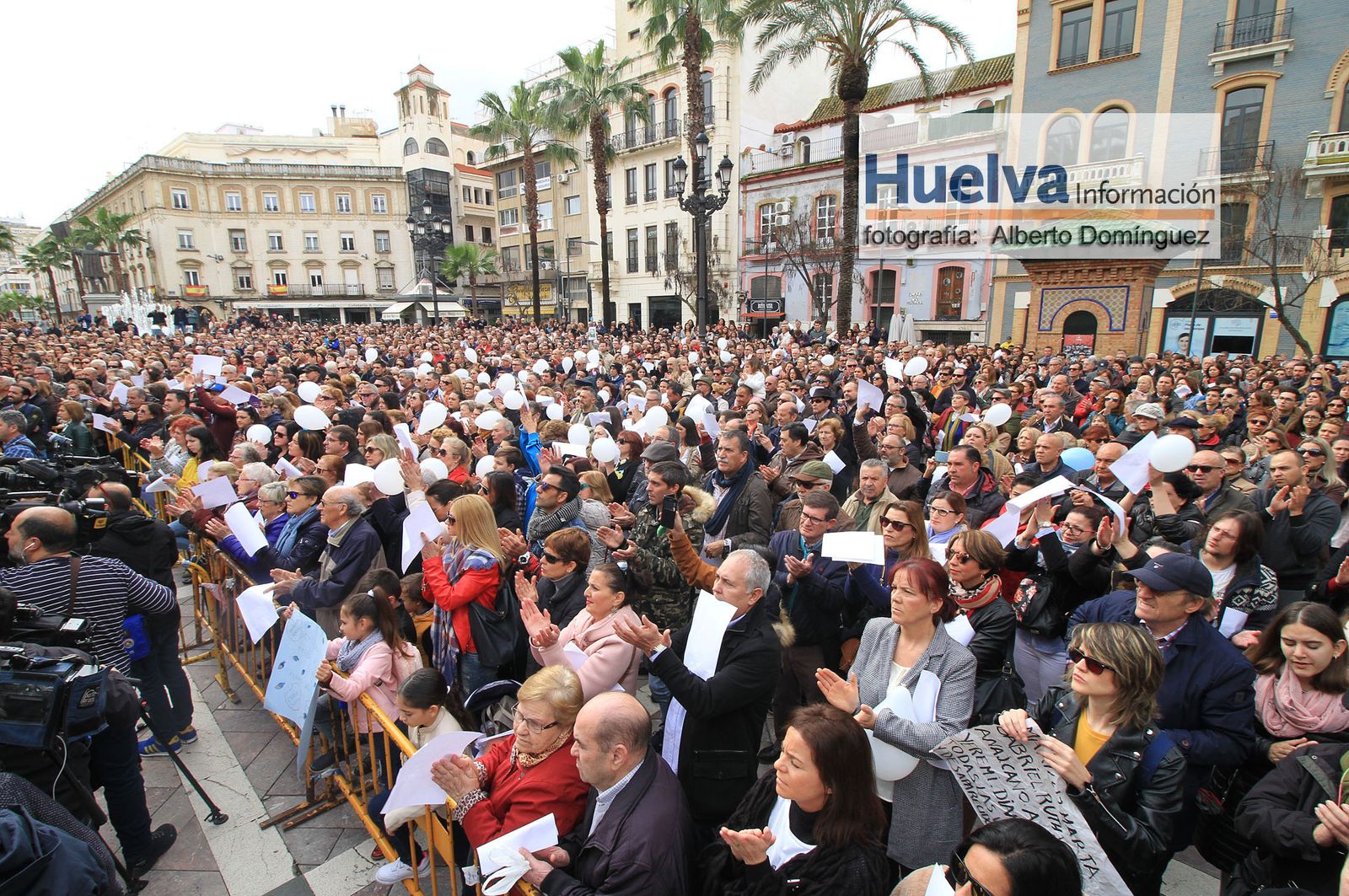 Imágenes de la manifestación contra la derogación de la prisión permanente revisable celebrada en Huelva