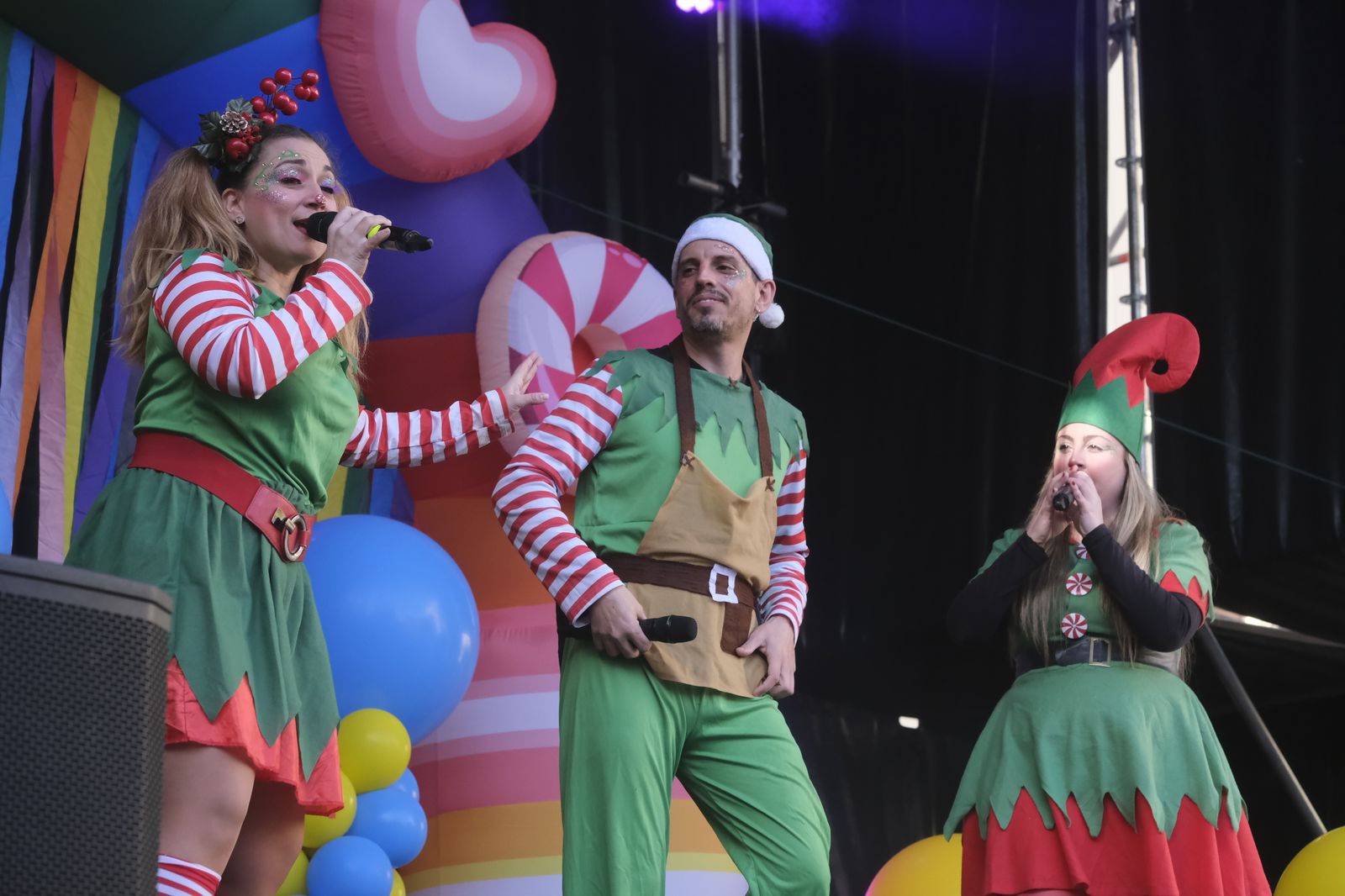 La fiesta infantil de Fin de Año en la plaza de las Tendillas de Córdoba, en imágenes