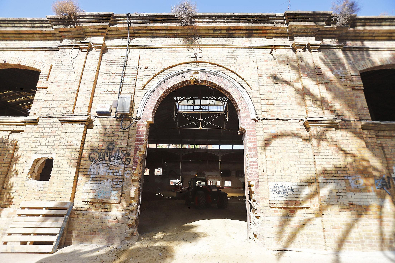 Visita a las entrañas del antiguo mercado de Santa Fé de Huelva