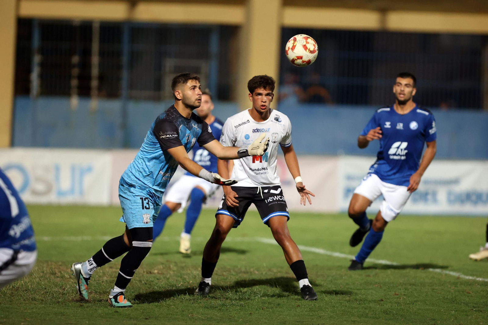 Imágenes del Trofeo de la Copa y la Venencia entre el Jerez Industrial y el Xerez DFC