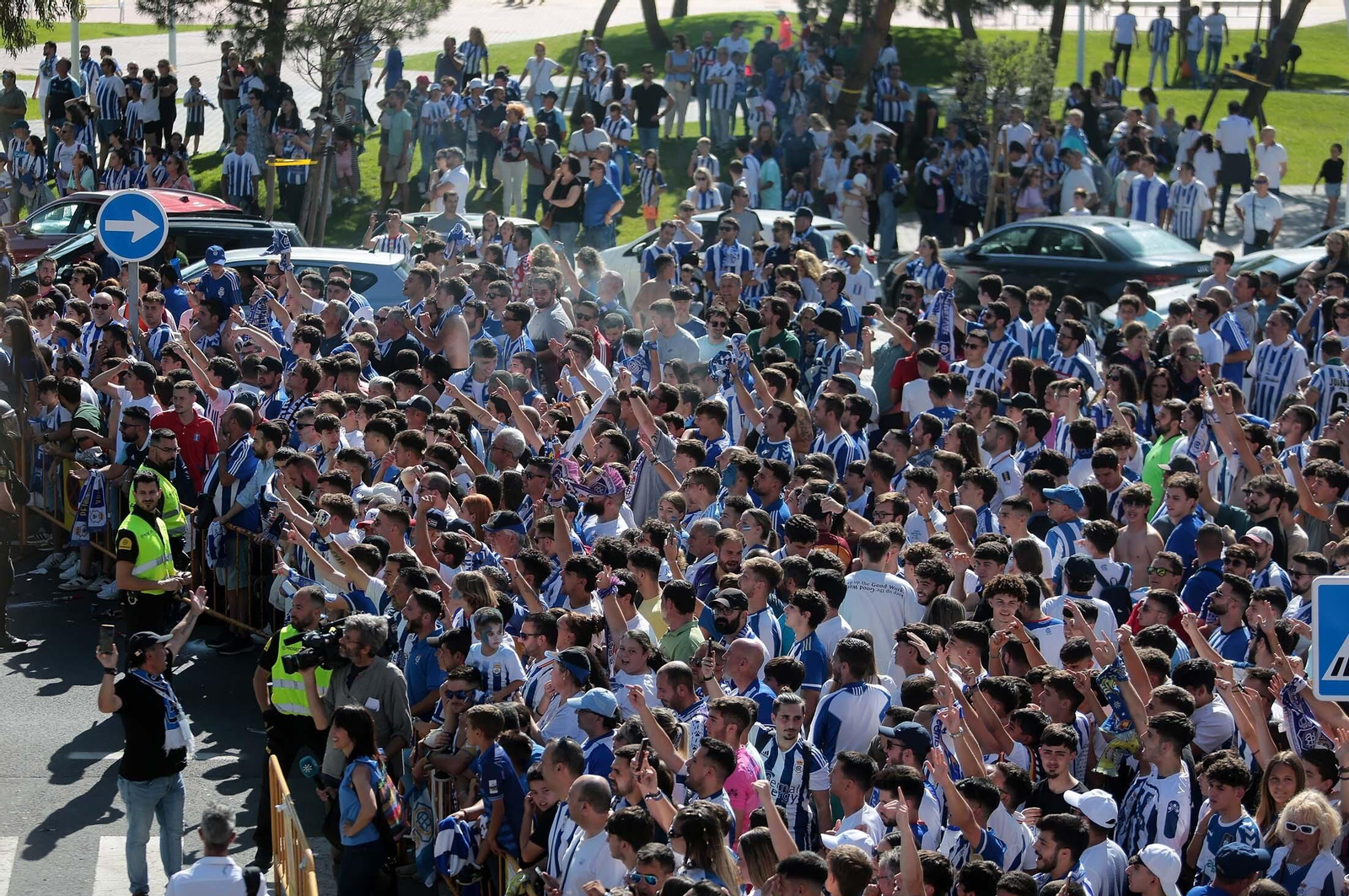 Imágenes del ambiente previo al Recre-Cacereño