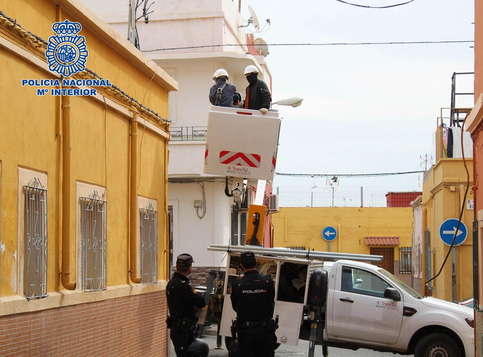 Operación de la Policía Nacional junto a operarios de Endesa para el desmantelamiento de cultivos de marihuana y enganches ilegales  efectuada meses atrás