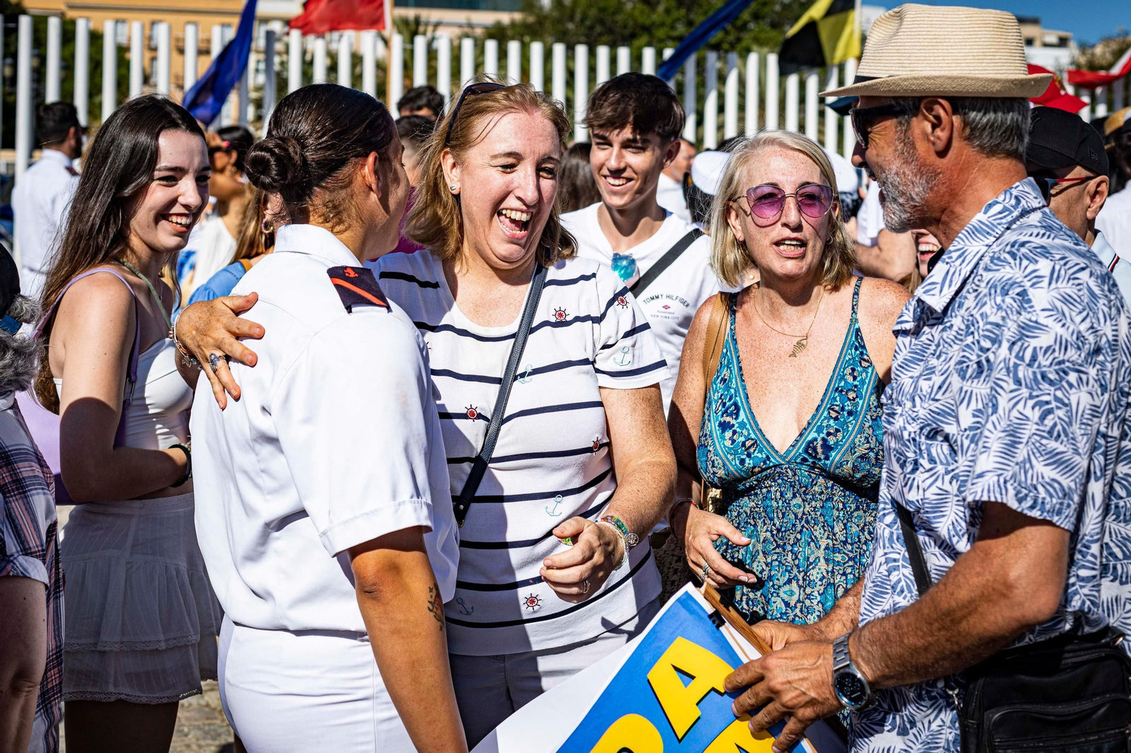 Las imágenes de la llegada del 'Juan Sebastián de Elcano' a Cádiz