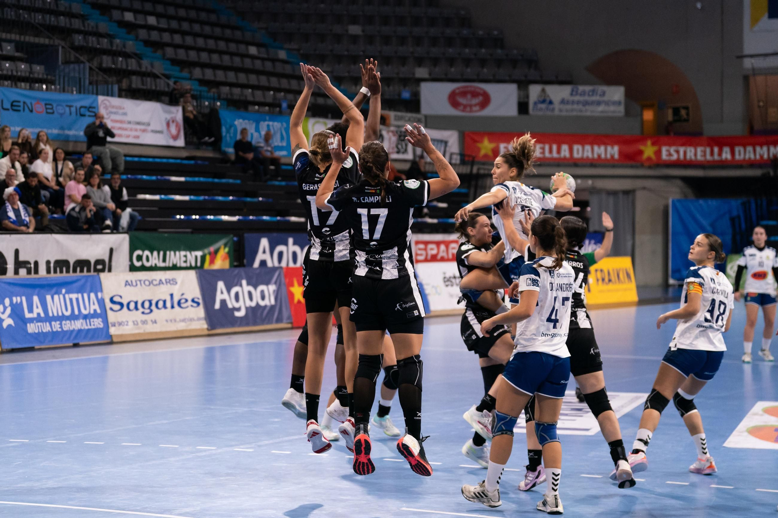 Cruz del Costa del Sol en el último segundo (29-29)