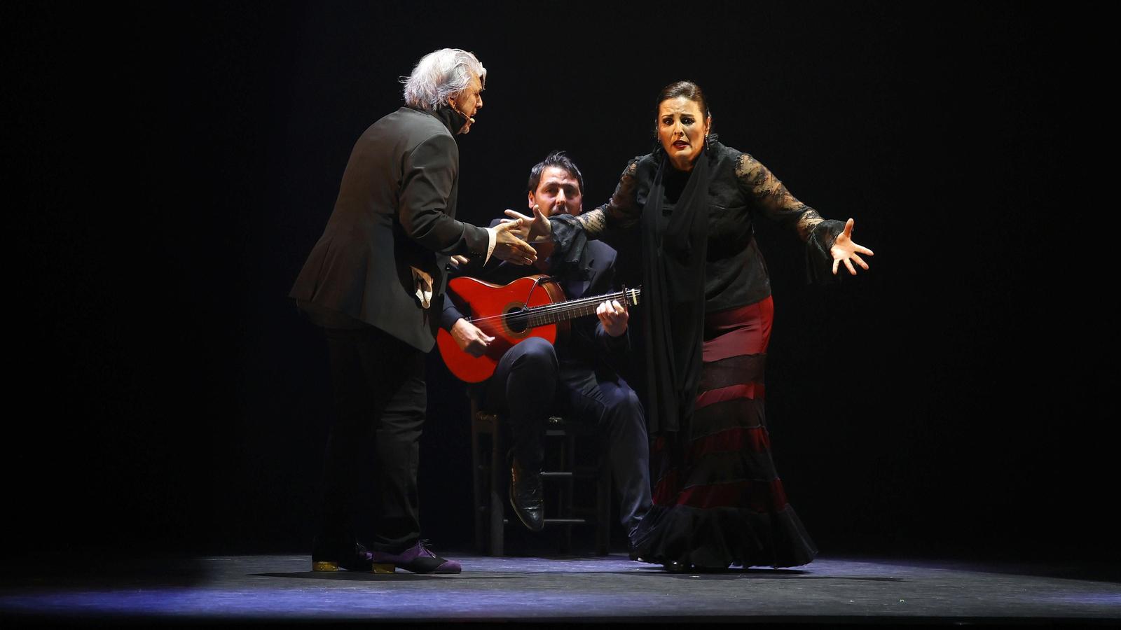 Compañía María del Mar Moreno con: Bailahora, la tradición hecha vanguardia