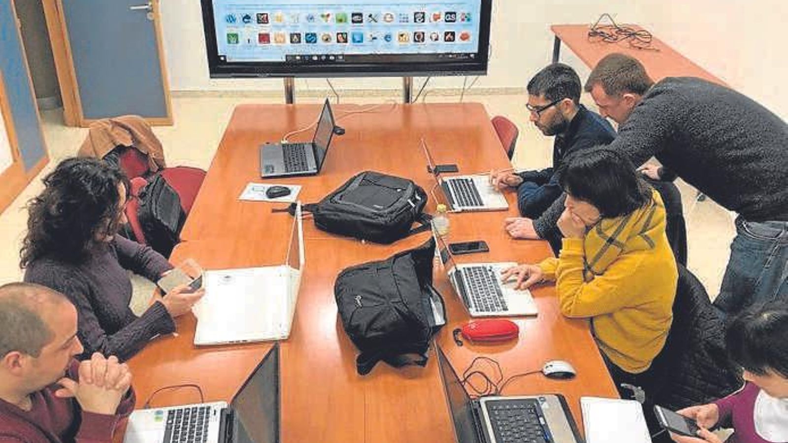 thumbnail_Foto4-marketingGrado en Marketing e Investigación de Mercados.