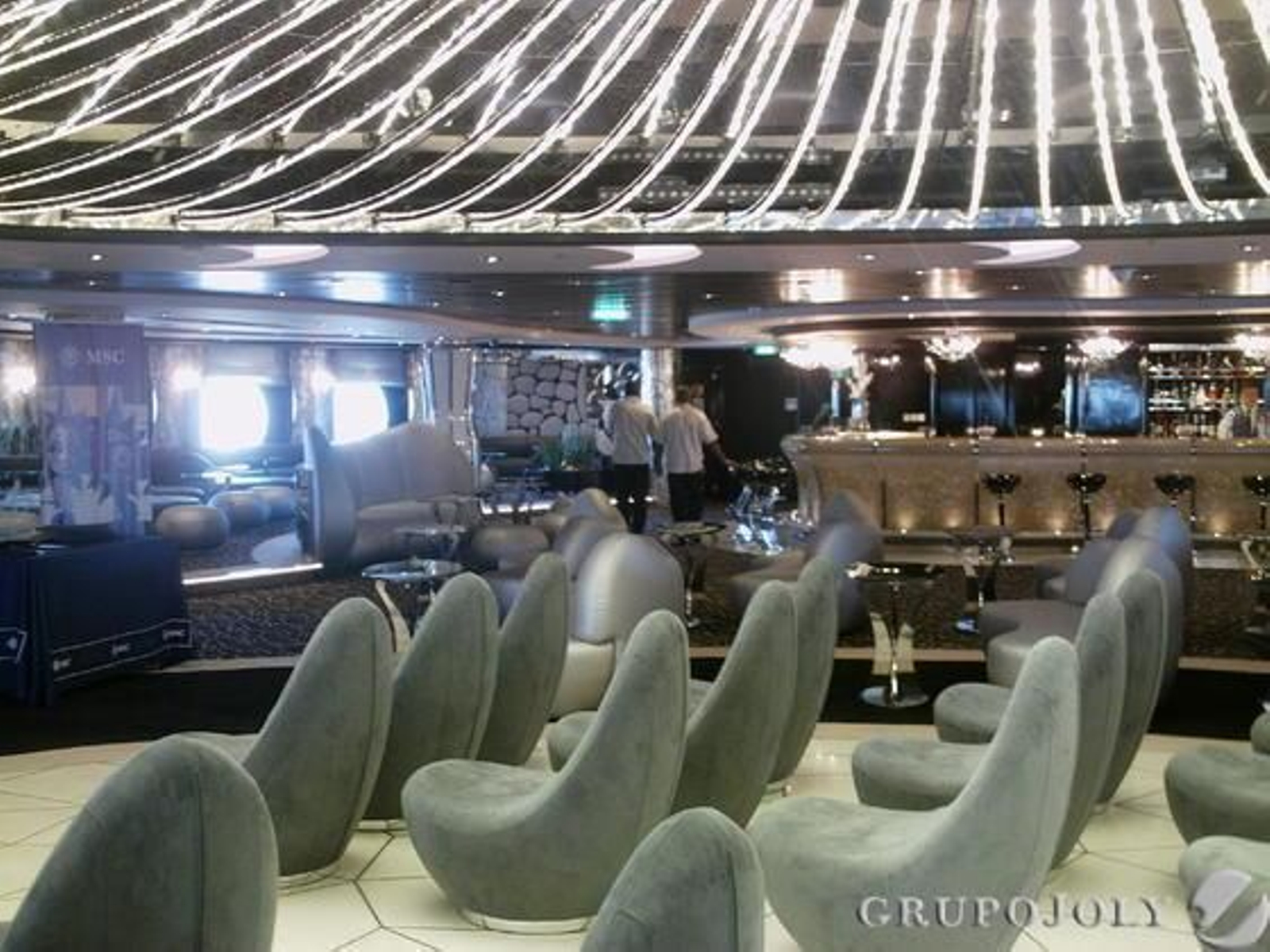 Una visita por el lujoso crucero MSC Divina en su preinauguración en Cádiz.  Foto: Sara Mancera