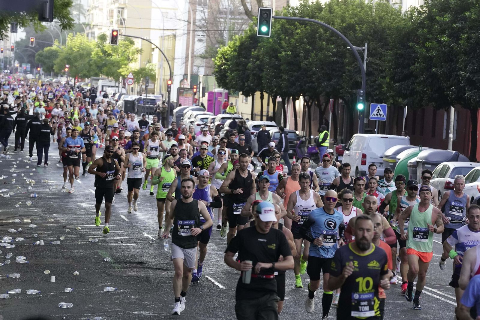 el Zurich Maratón de Sevilla 2026 por Lopez de Gomara, galería 1