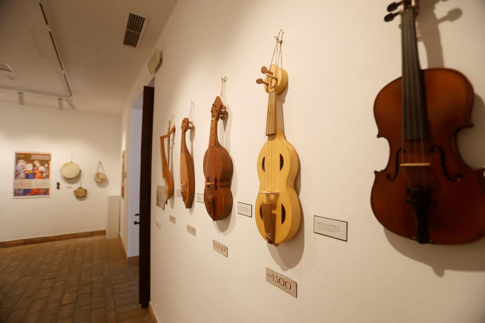 Evolución de la viola desde el año 900