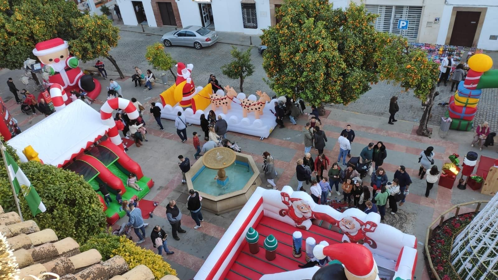 El mágico poblado navideño de Villa del Río, en imágenes