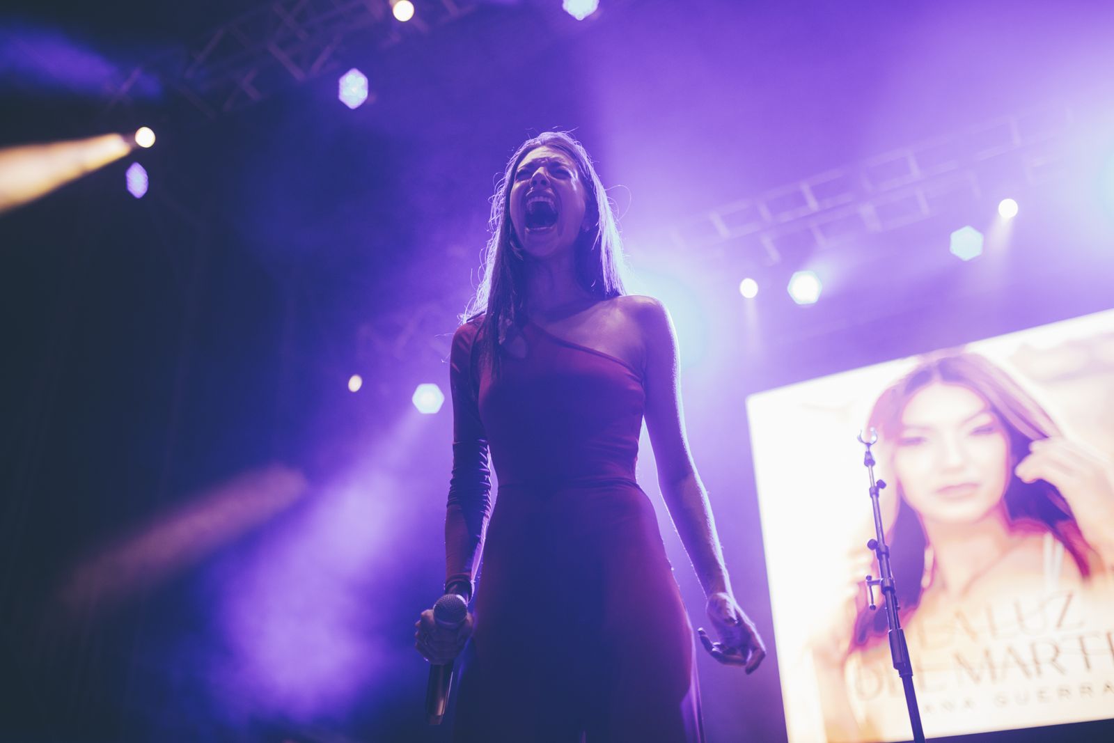 Colombinas 2022: Imágenes del concierto de Ana Guerra