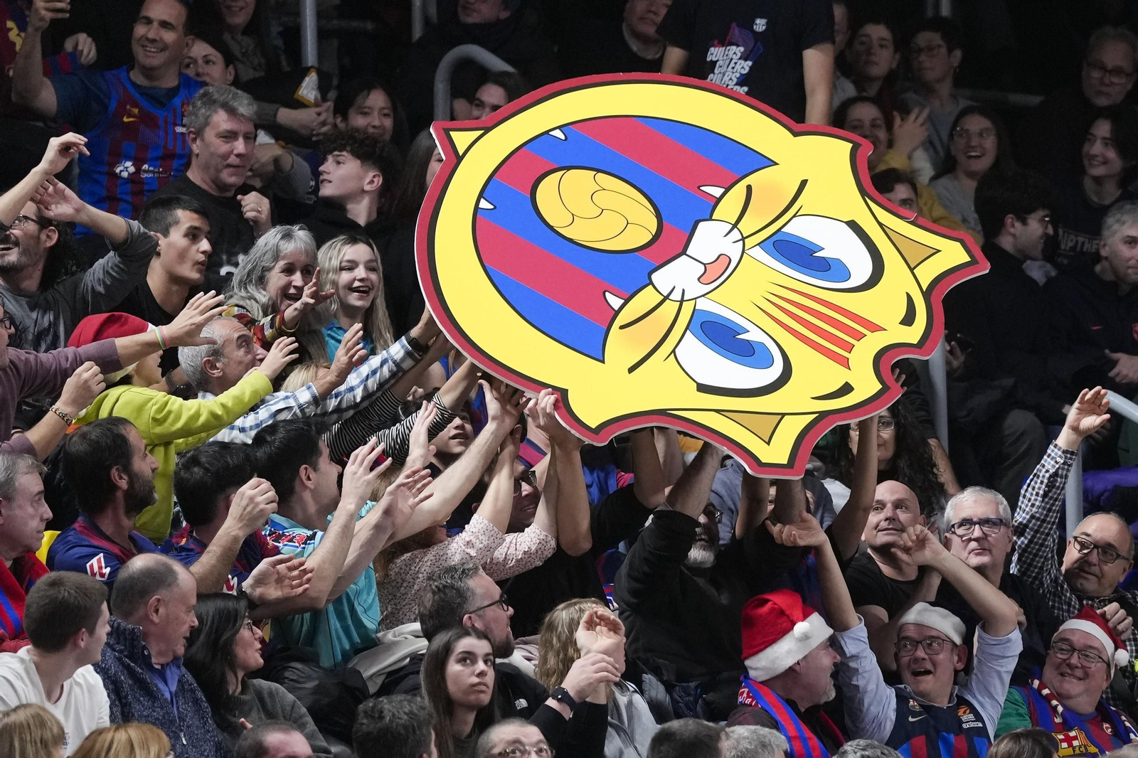 El Baskonia vendrá a Málaga tras tres prórrogas y derrota en el Palau en un partido histórico