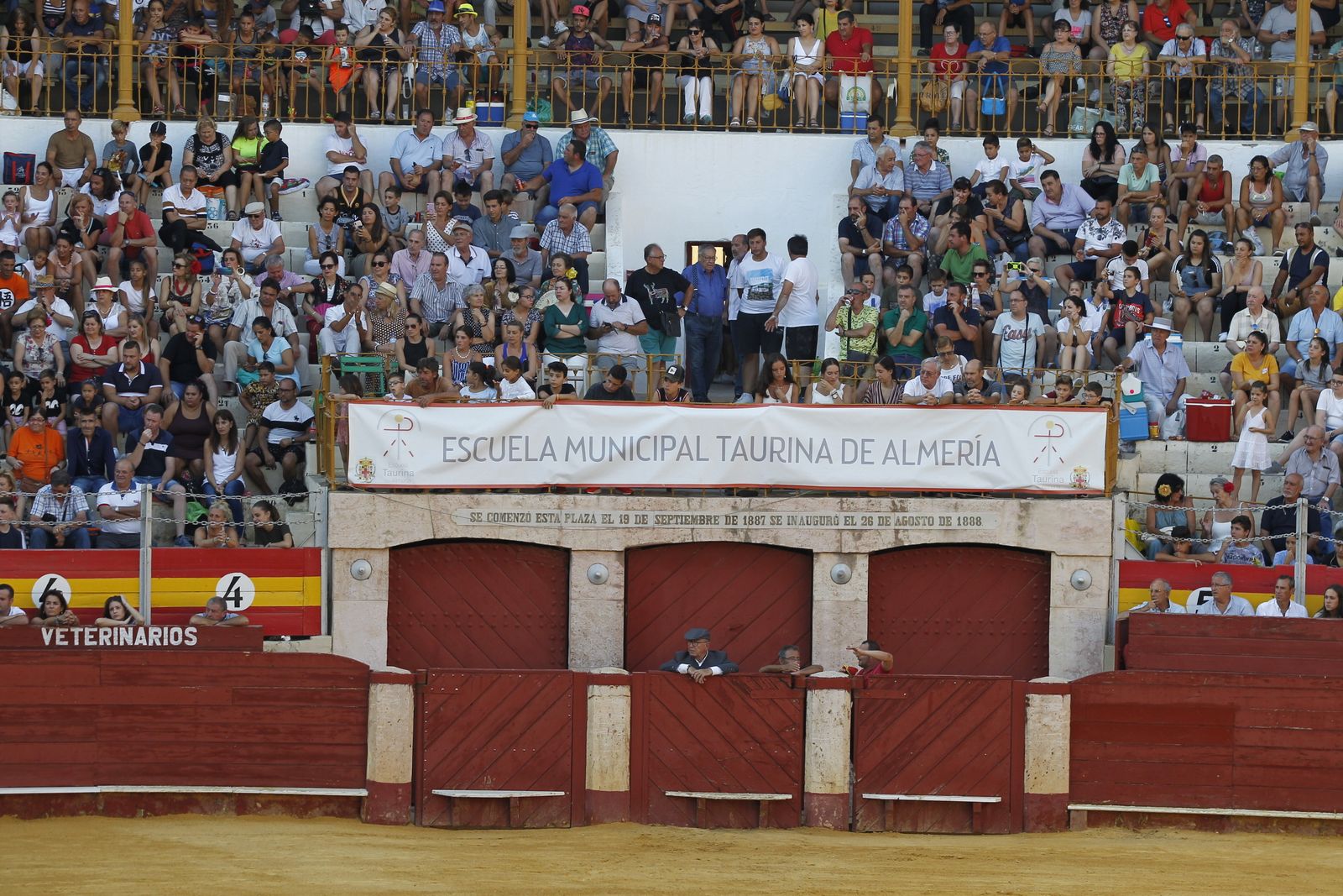 Fotogalería novillada Escuela Taurina de Almería. Feria de Almería 2019