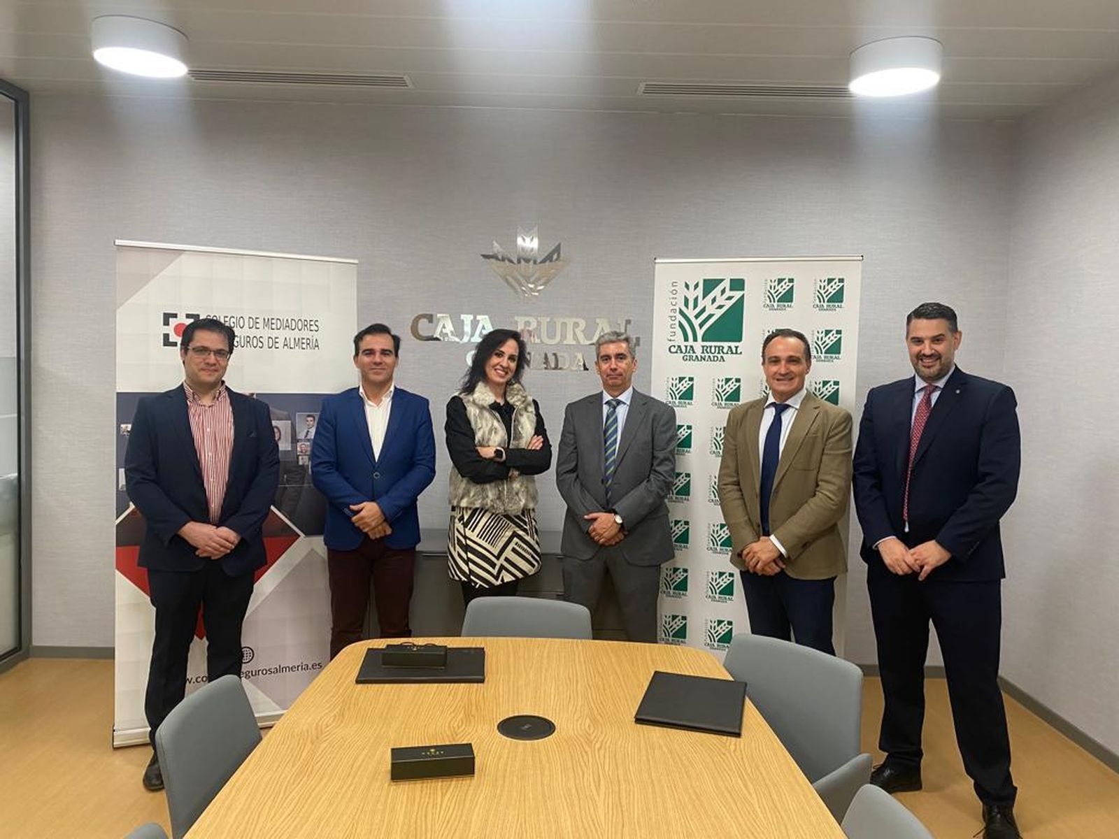 Caja Rural Granada firma un acuerdo de colaboración con el Colegio de Mediadores de Seguros de Almería