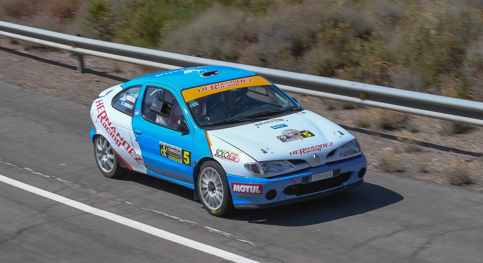 En la cita participaron cerca de una treintena de vehículos