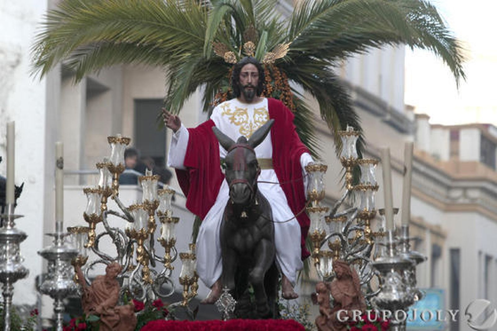 La Borriquita La Línea

Foto: Erasmo Fenoy / Fran Montes