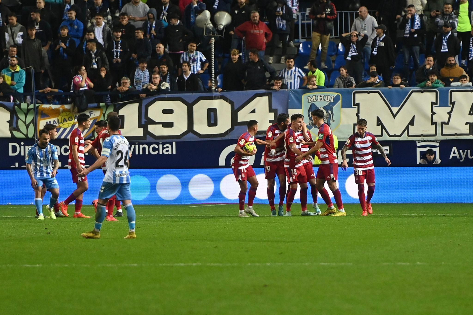 El Málaga CF - Granada CF, en fotos