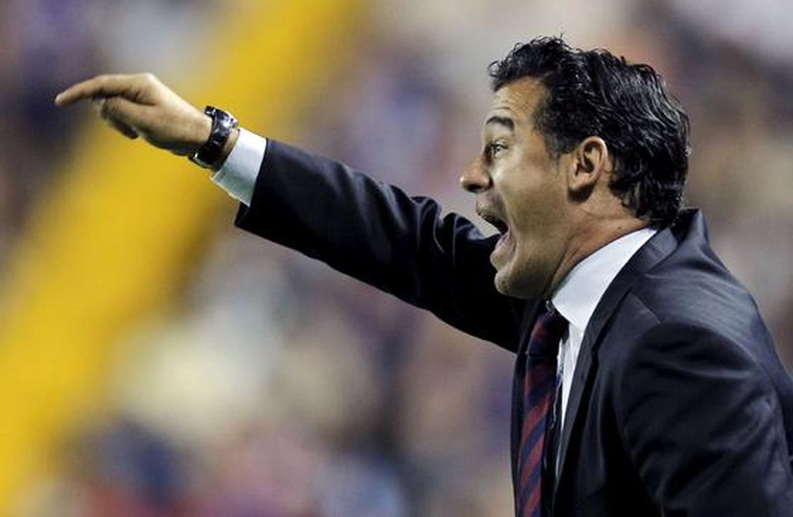 El claro dominio del Levante en el centro del campo impidió que el Real Madrid rompiese el empate a cero entre ambos canjuntos.

Foto: EFE