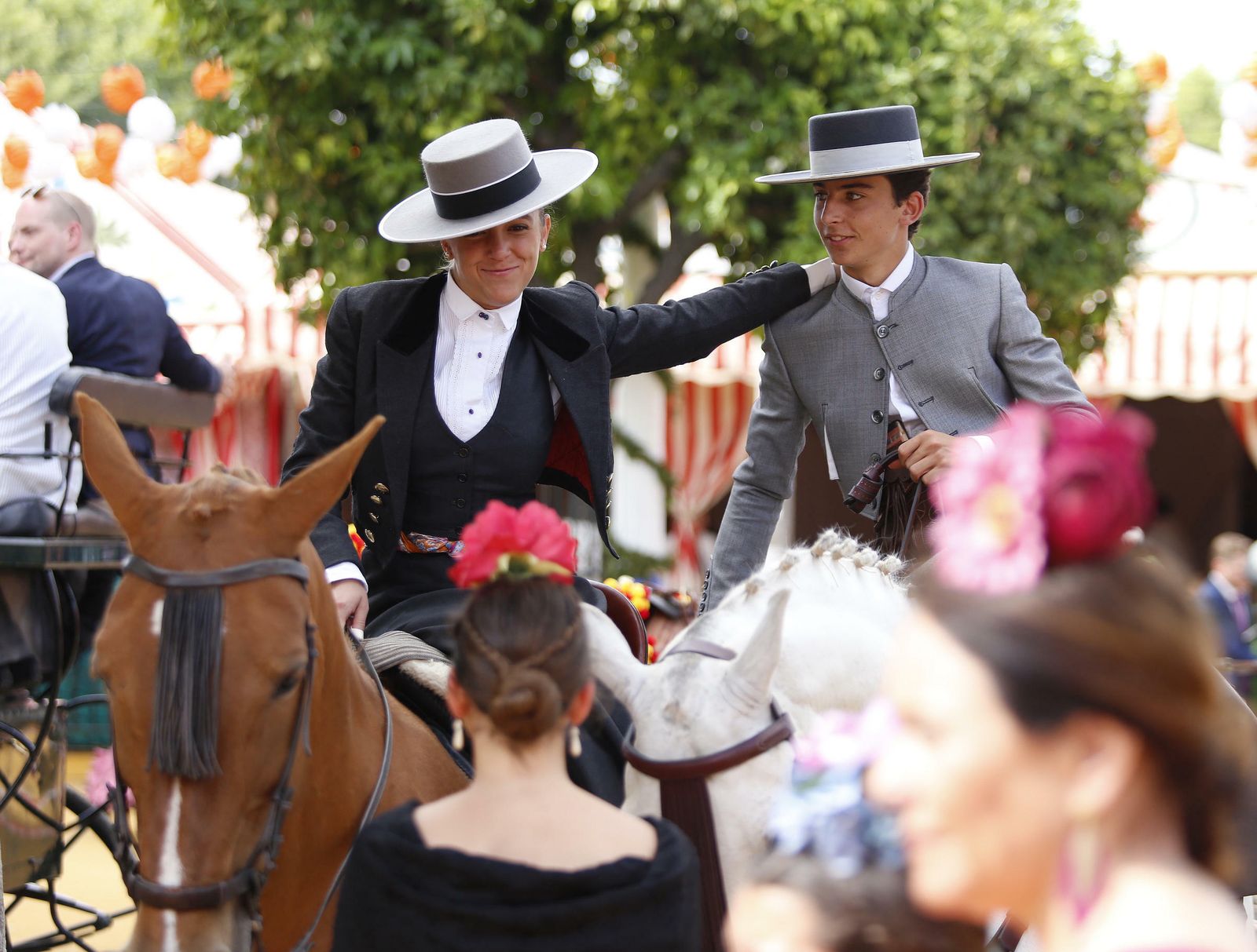 El Lunes de Feria, el primero con silencio en los 'cacharritos', en imágenes