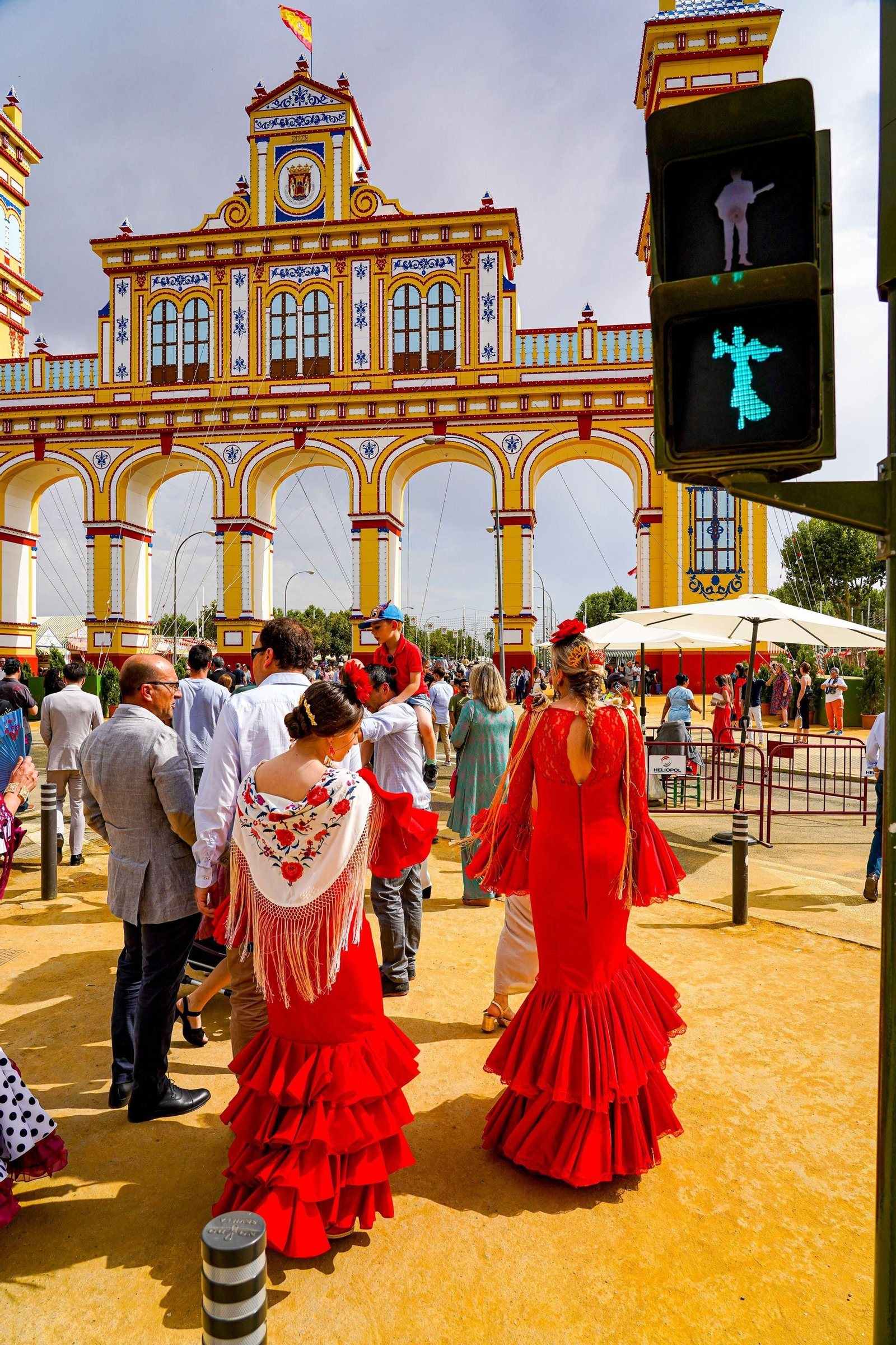 El semáforo, en las inmediaciones de la Feria de Abril de Sevilla.