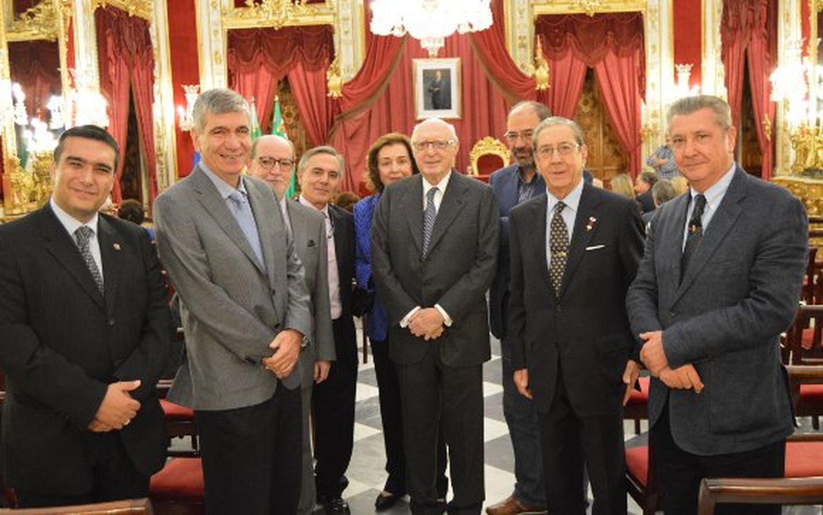 Francisco Glicero, Manuel Bustos, Ignacio Moreno, Antonio Ares, Carmen Zamora, José Pedro Pérez-LLorca, Fernando Santiago,  José Ramón Pérez Díaz-Alersi y Laureano Calvo.

Foto: Ignacio Casas de Ciria