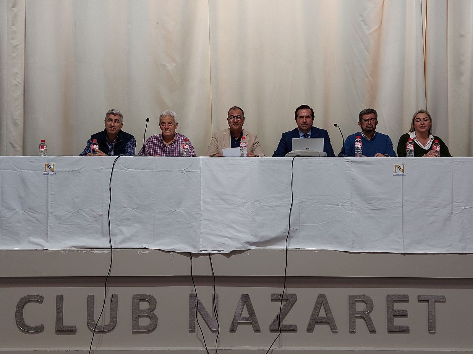 Manuel Ángel Pérez Orellana presidió la asamblea general ordinaria de socios del Club Nazaret.