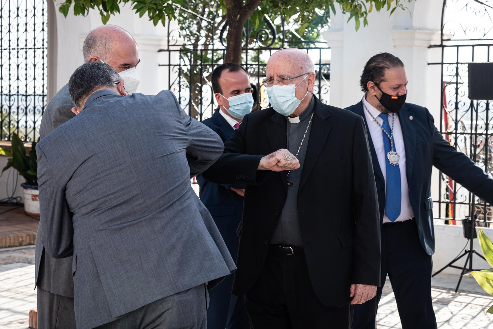 Imágenes de la misa y acto de despedida del obispo de Huelva José Vilaplana