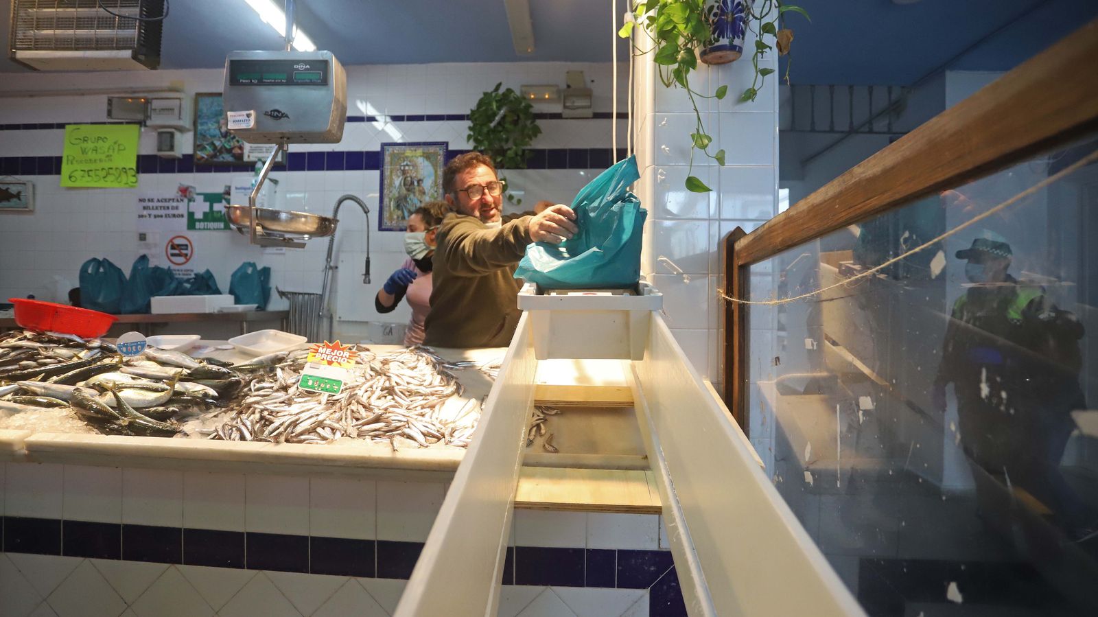 Fotos del confinamiento ante el estado de alarma en Tarifa