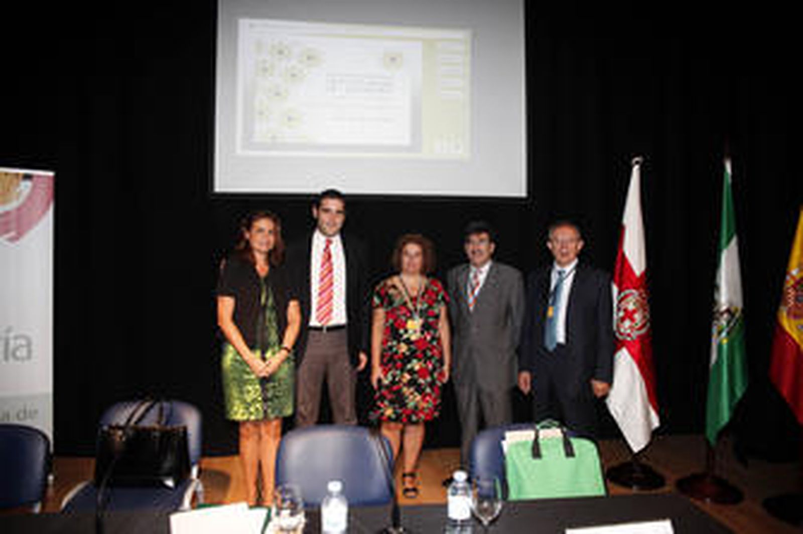 La jardinería andalusí trae a un centenar de congresistas a la capital