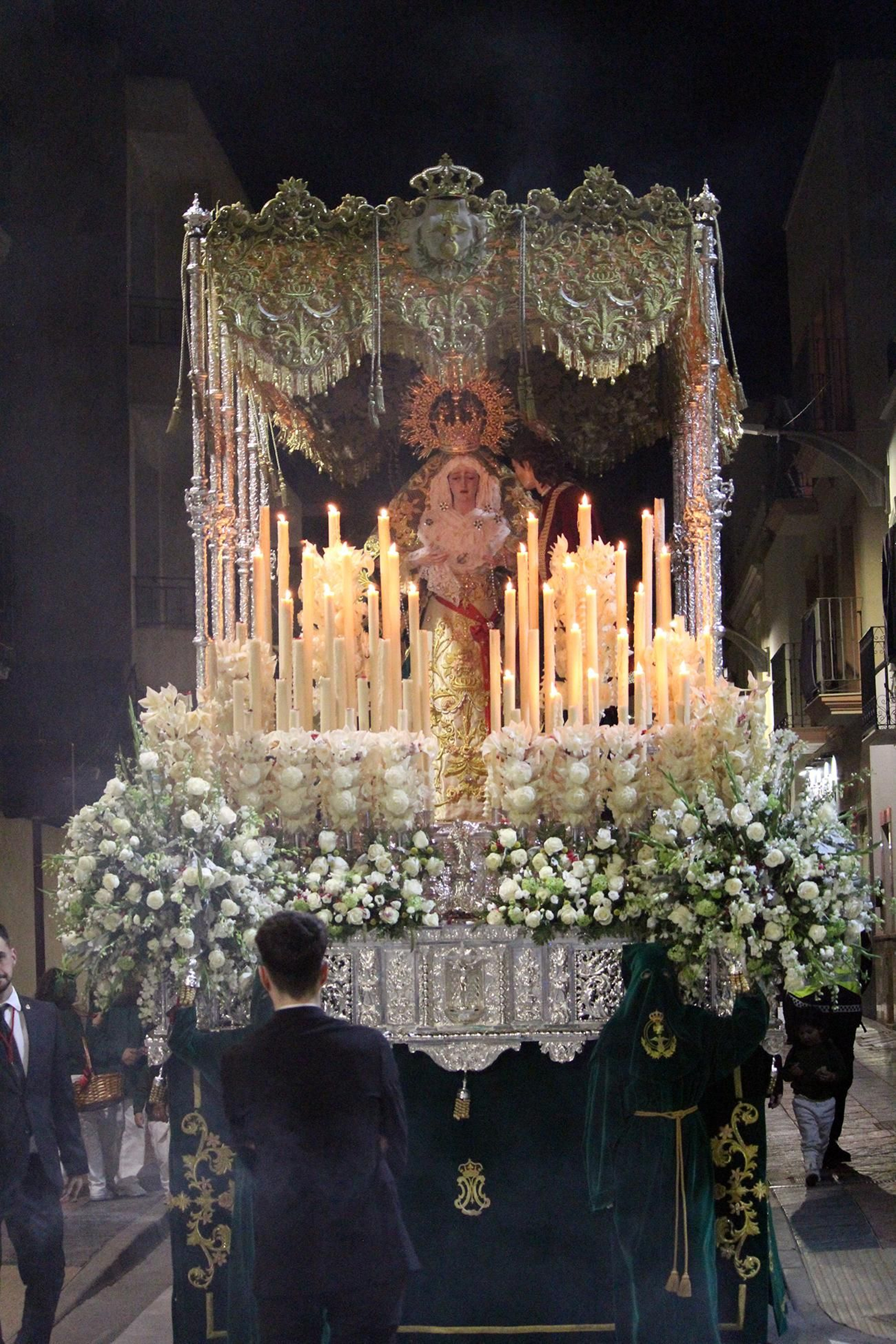 Las mejores fotos del Jueves Santo en Vera