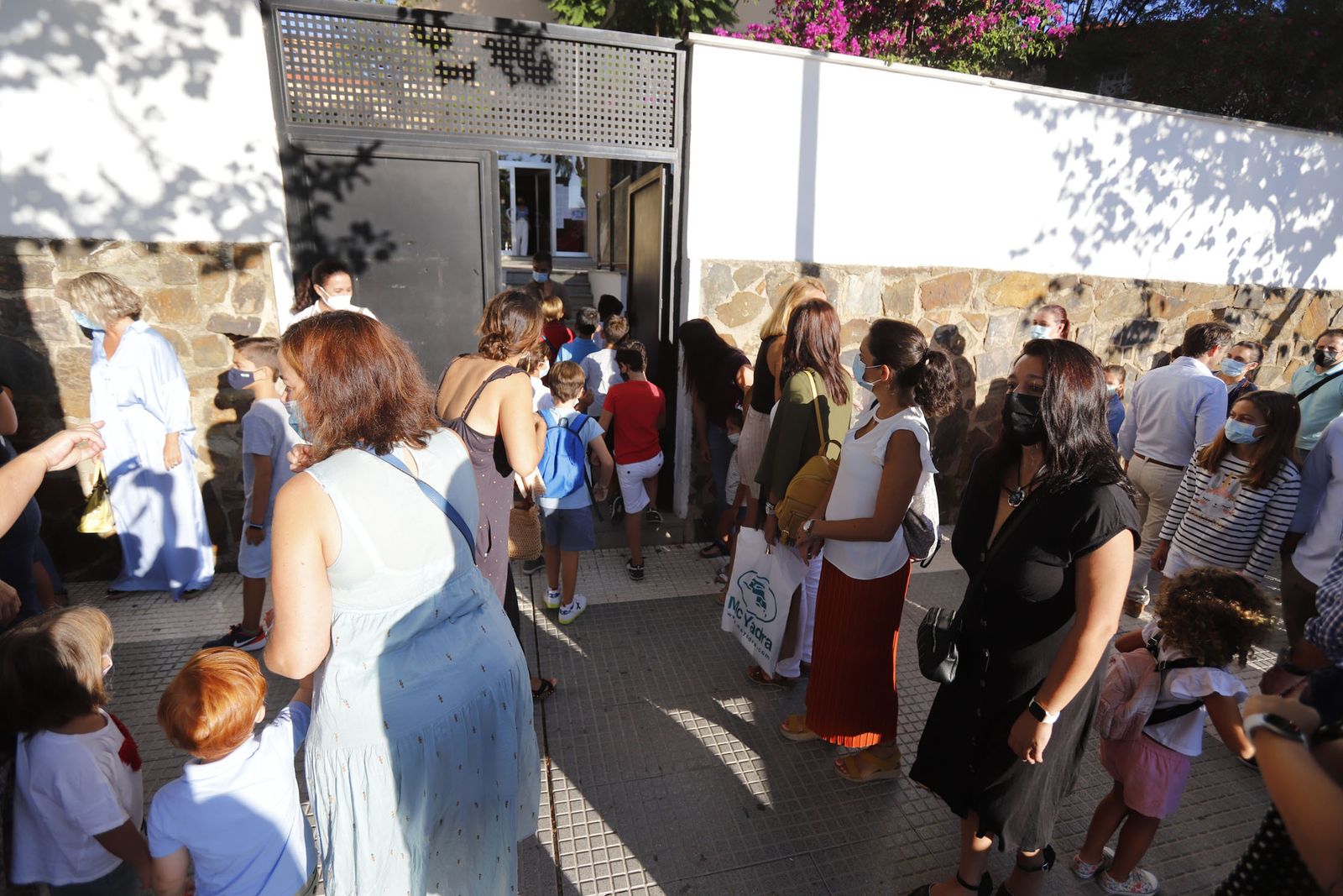 Imágenes de la vuelta al cole en las aulas de Huelva