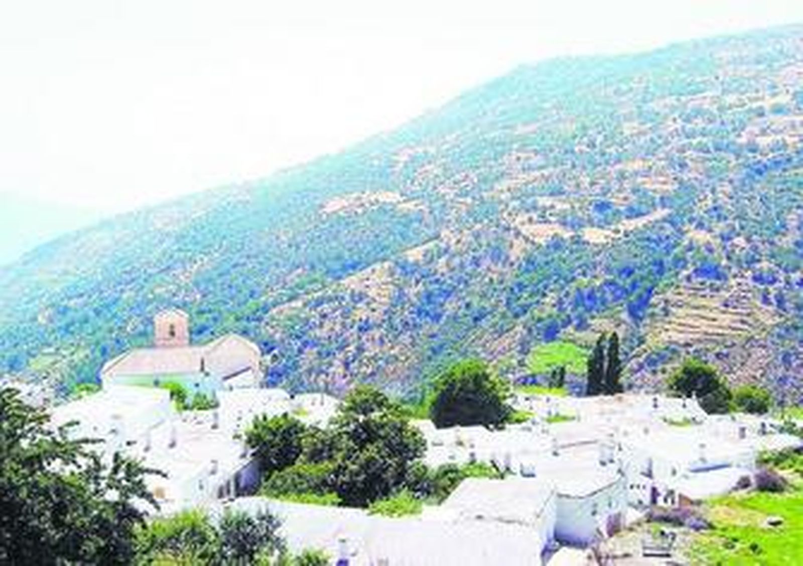 La villa de Bubión será una de las primeras en abrir en 2010.