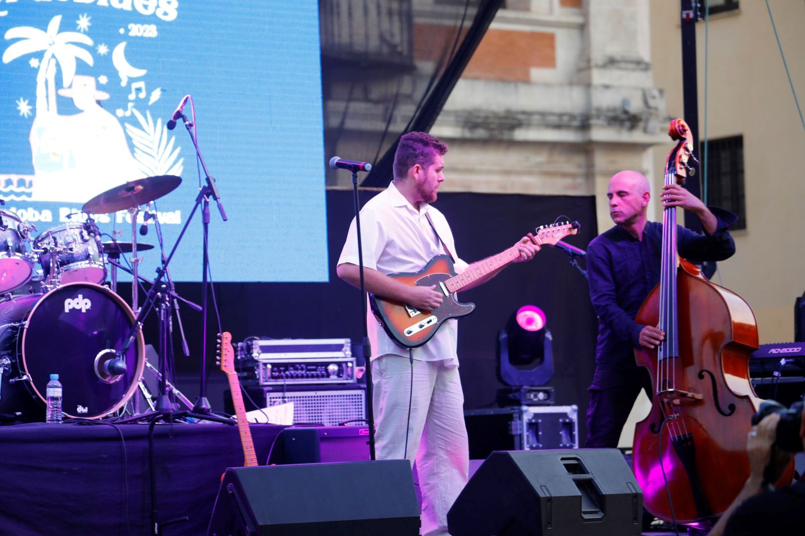 Los primeros conciertos del Cordoblues Festival en La Corredera de Córdoba, en imágenes