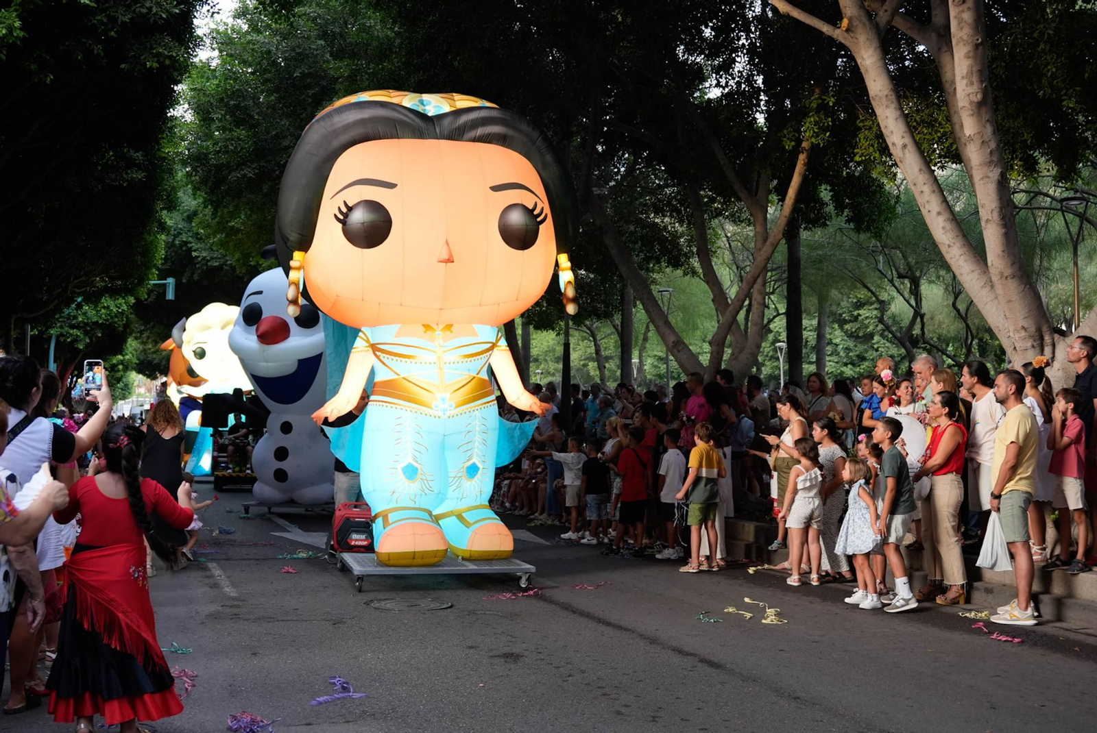 Así se ha vivido la Batalla de Flores en la Feria de Almería