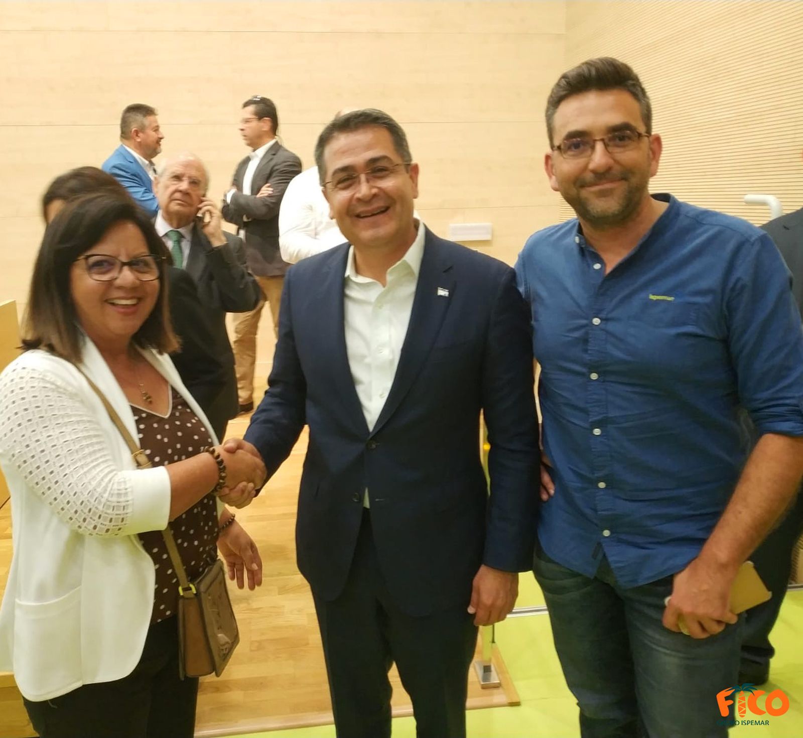 María Isabel Rojas, gerente de Ispemar, en primer término