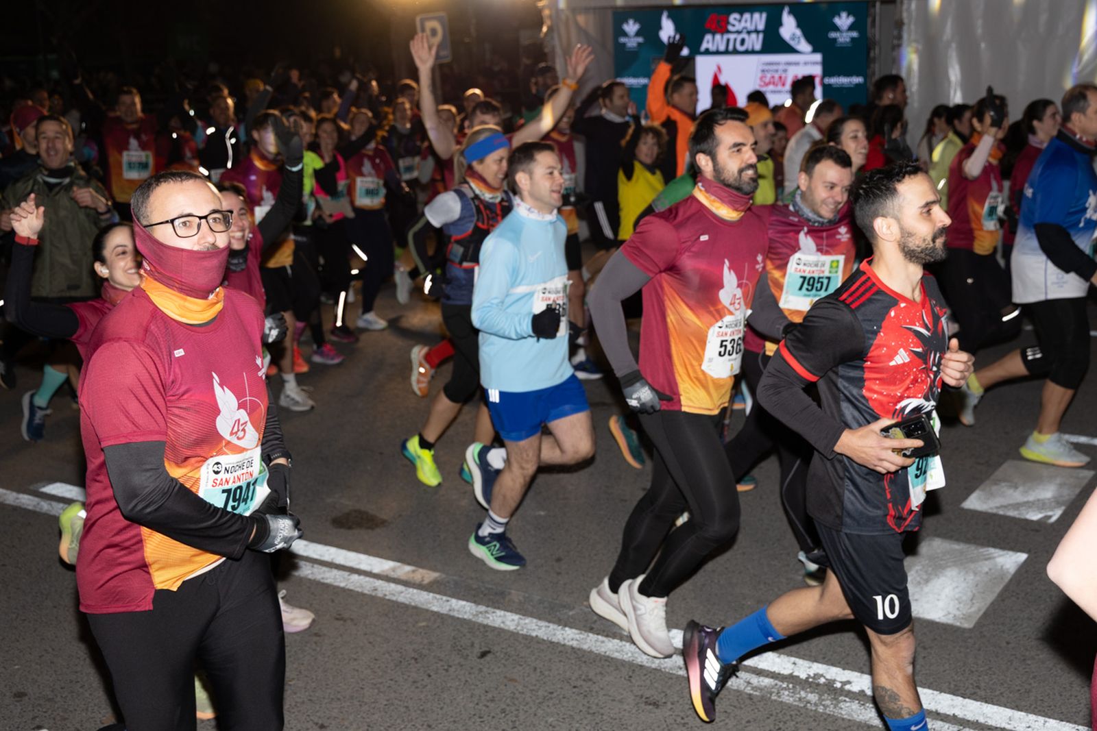 Encuéntrate en la salida de la Carrera de San Antón 2026, en imágenes (2)