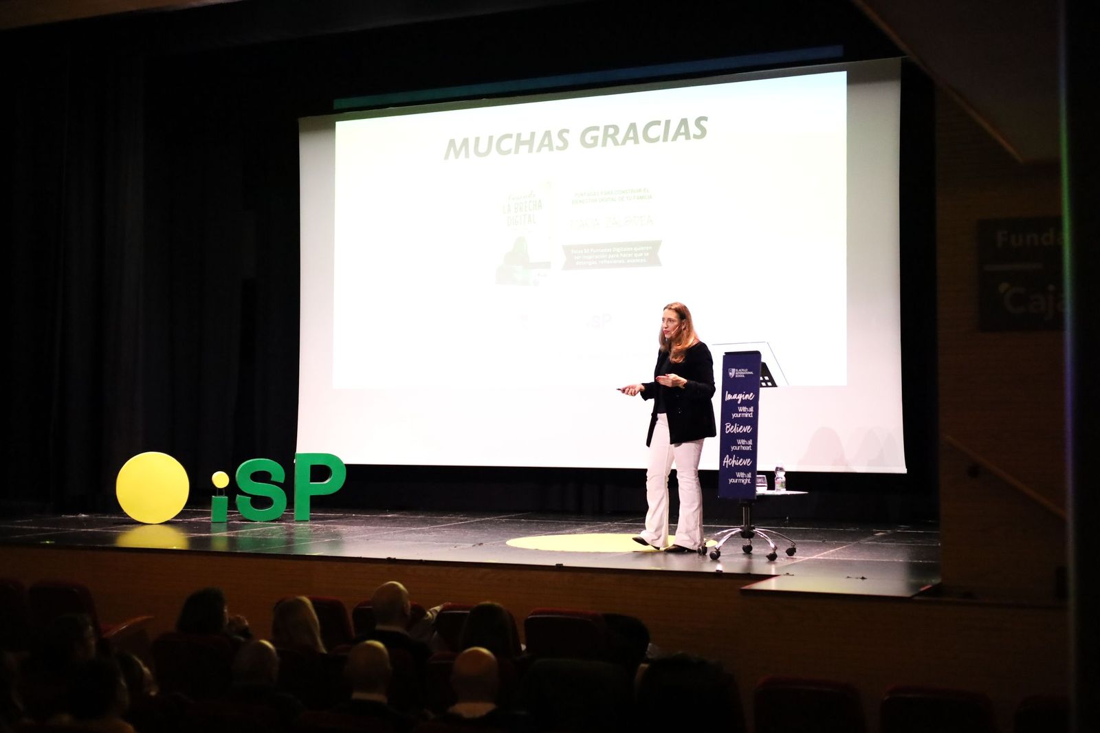 María Zalbidea, durante un momento de su intervención.