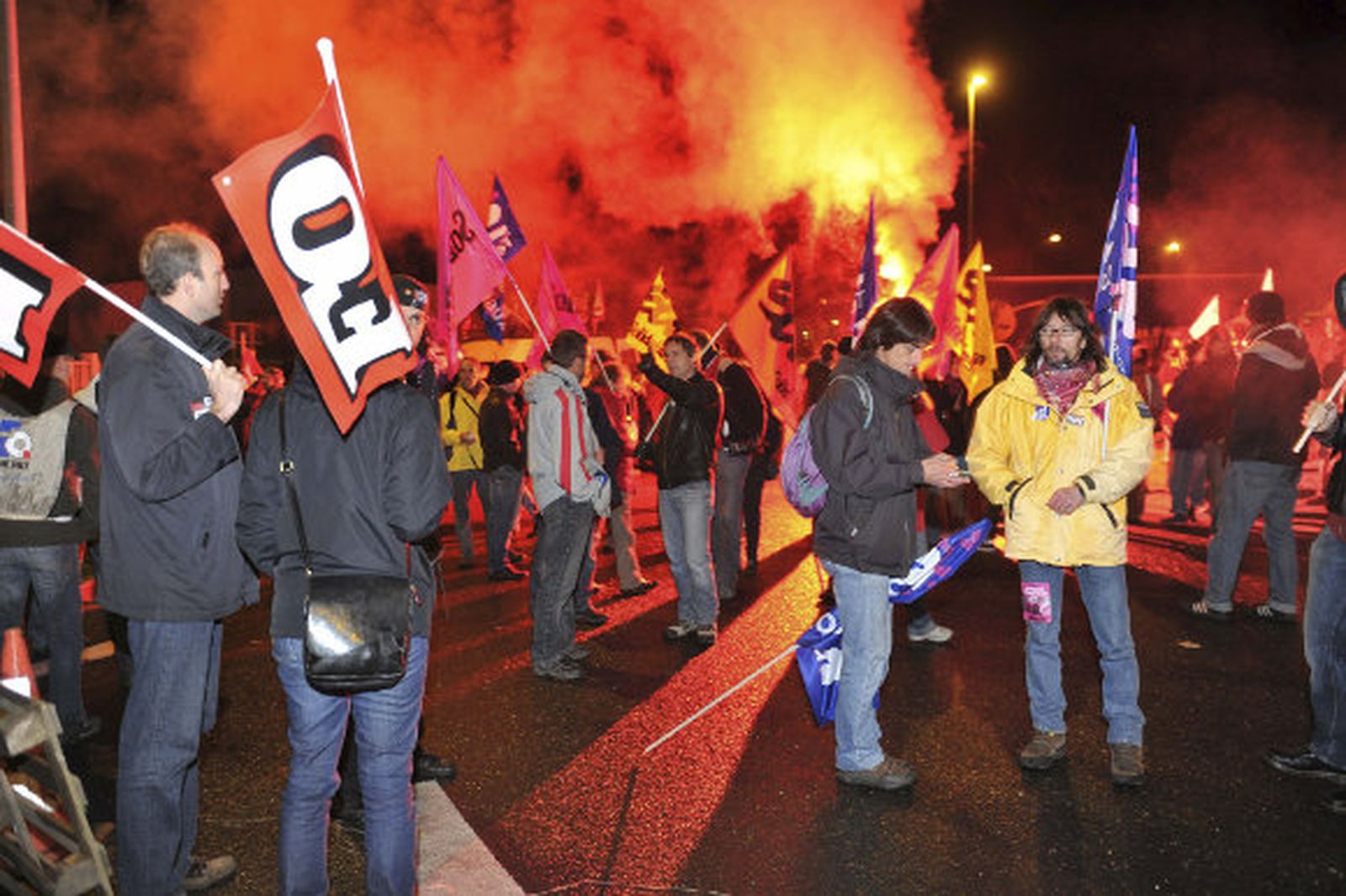 El Gobierno francés acelera la reforma de las pensiones con el voto en el Senado